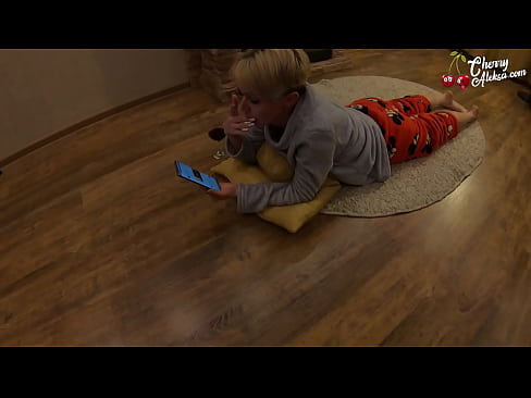 ❤️ Шалёная бландынка смокча велізарны член і падскоквае на ім - анальны сэкс Якасны сэкс у порна be.serviporno.ru